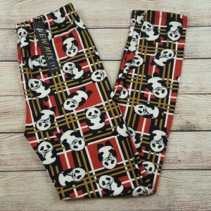 Buttery soft new mix plaid panda leggings.